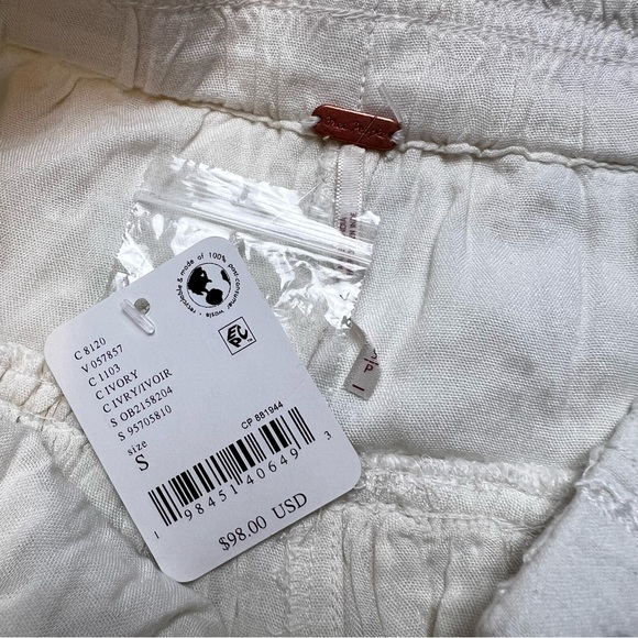 FREE PEOPLE Roselle Eyelet Womens Mini Skirt. Size Small. New With Tags. - Picture 6 of 13